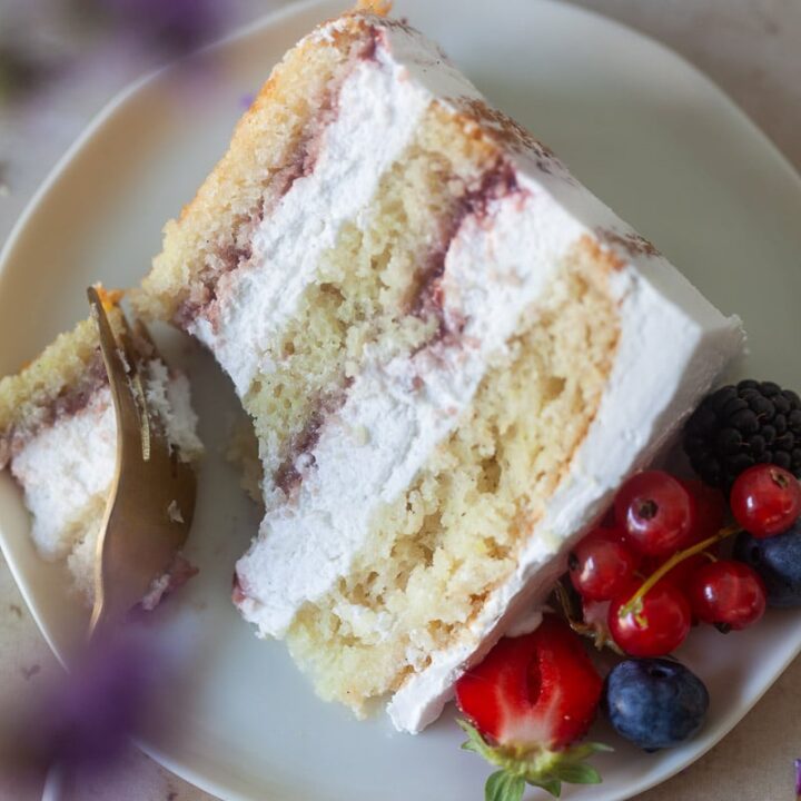 Vegan Vanilla Berry Cake