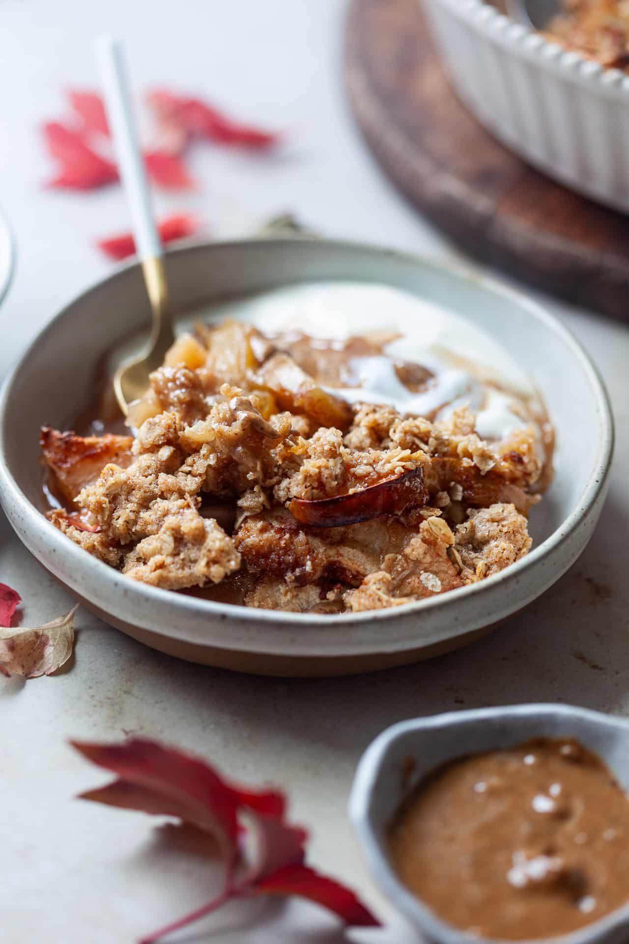 Simple Vegan Apple Crisp