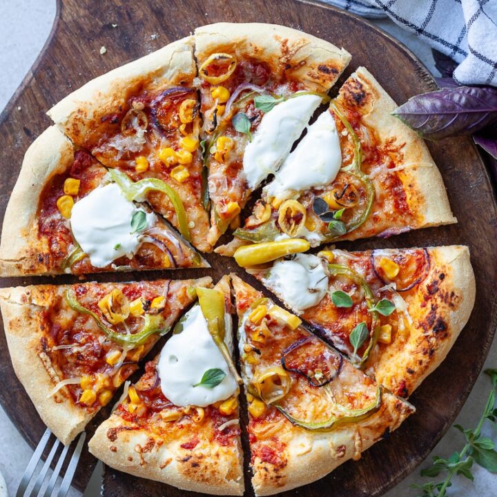 Spicy Vegetarian Mexican Pizza