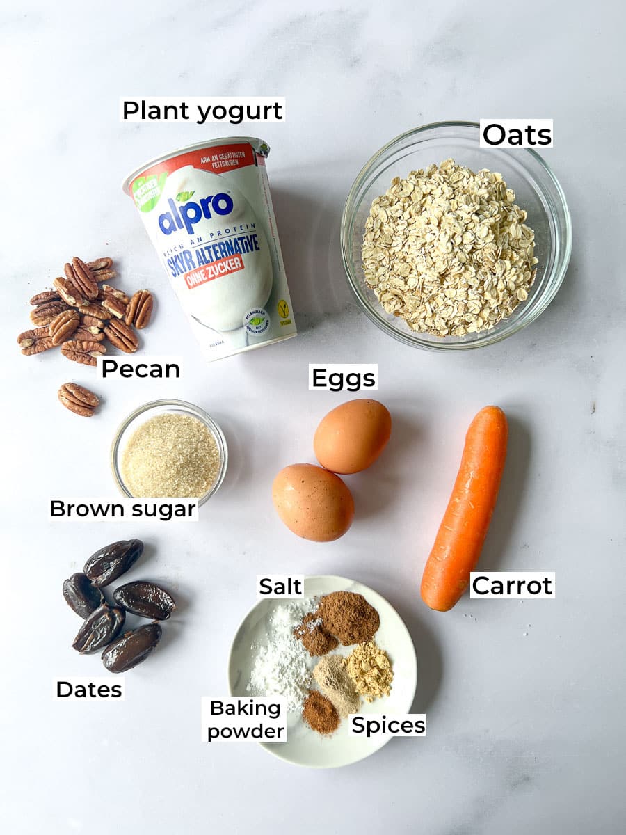 Dairy-Free Carrot Cake Baked Oats Ingredients