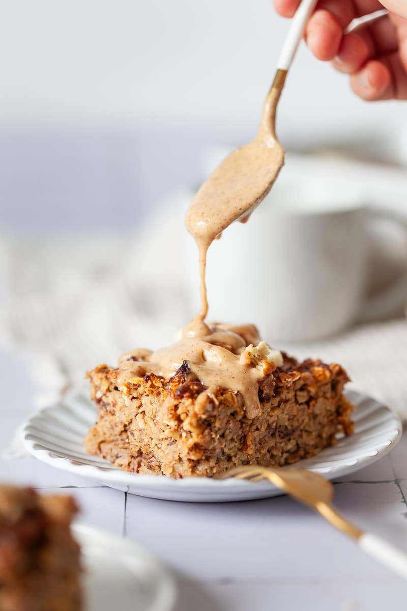 Salted Date Caramel Baked Oats
